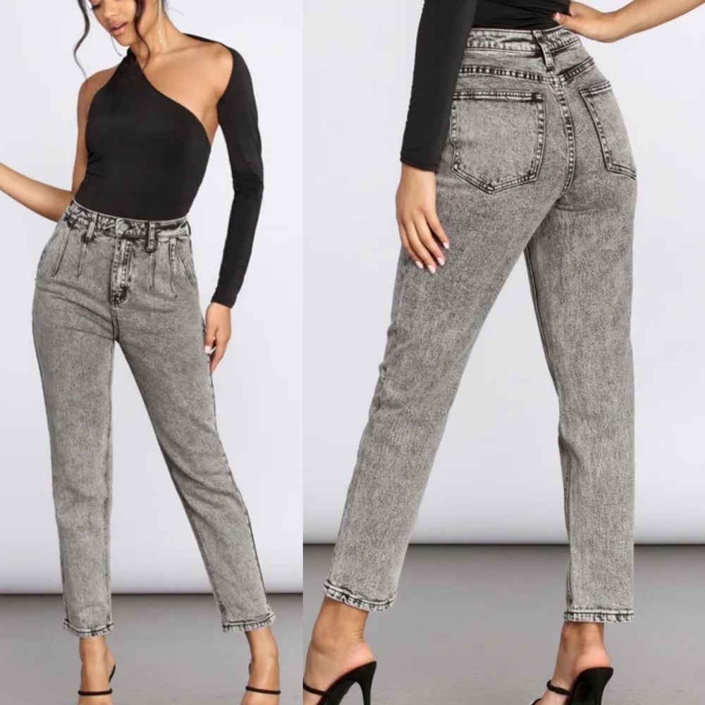 Fashion Nova Ash wash high rise jeans